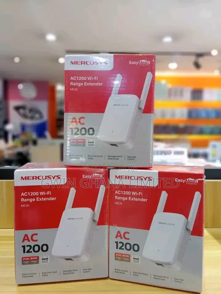 TP-Link Mercusys ME30 AC1200 1200mps Dual Band Gigabit Mesh Extender.