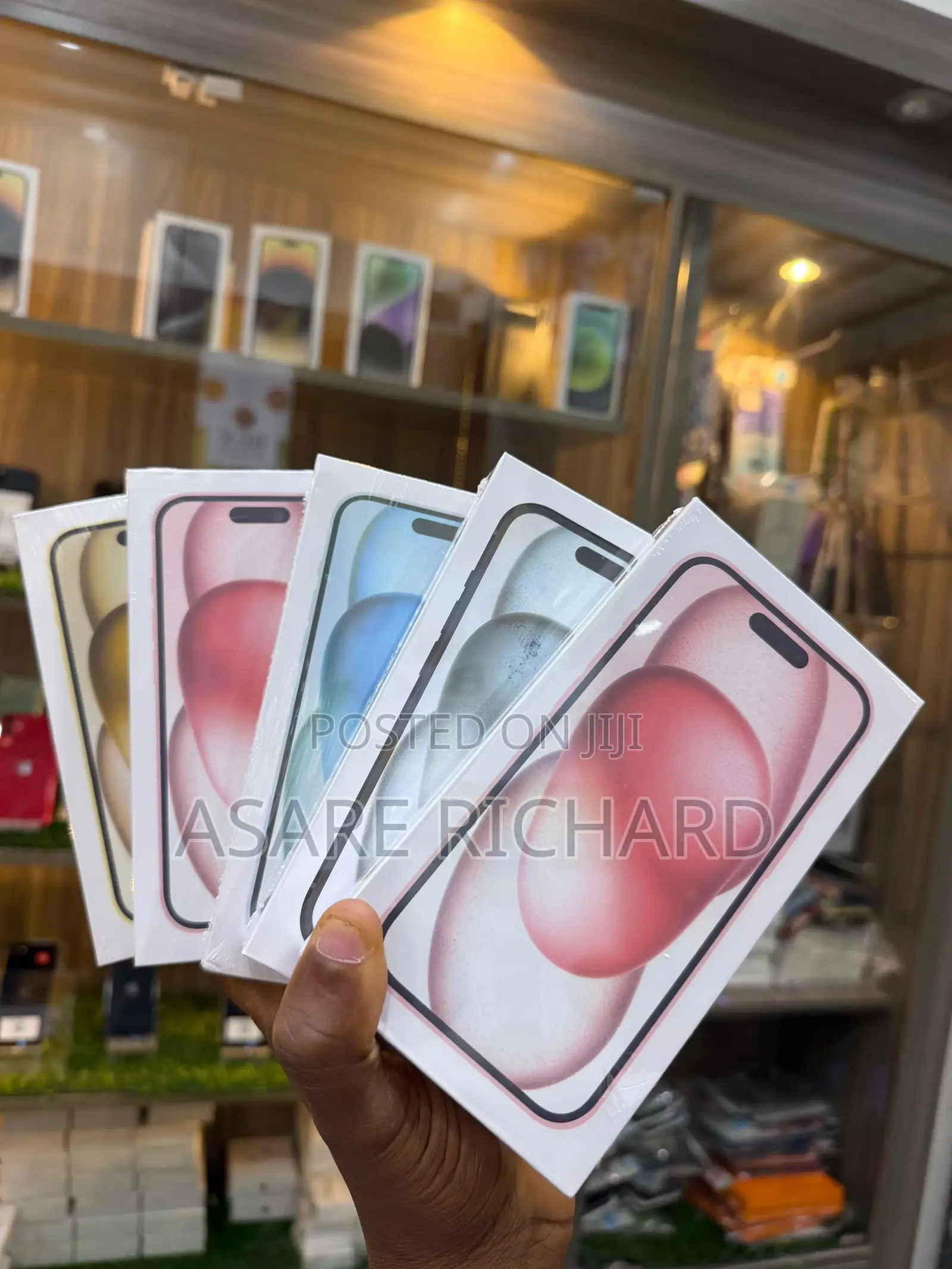 New Apple iPhone 15 128 GB
