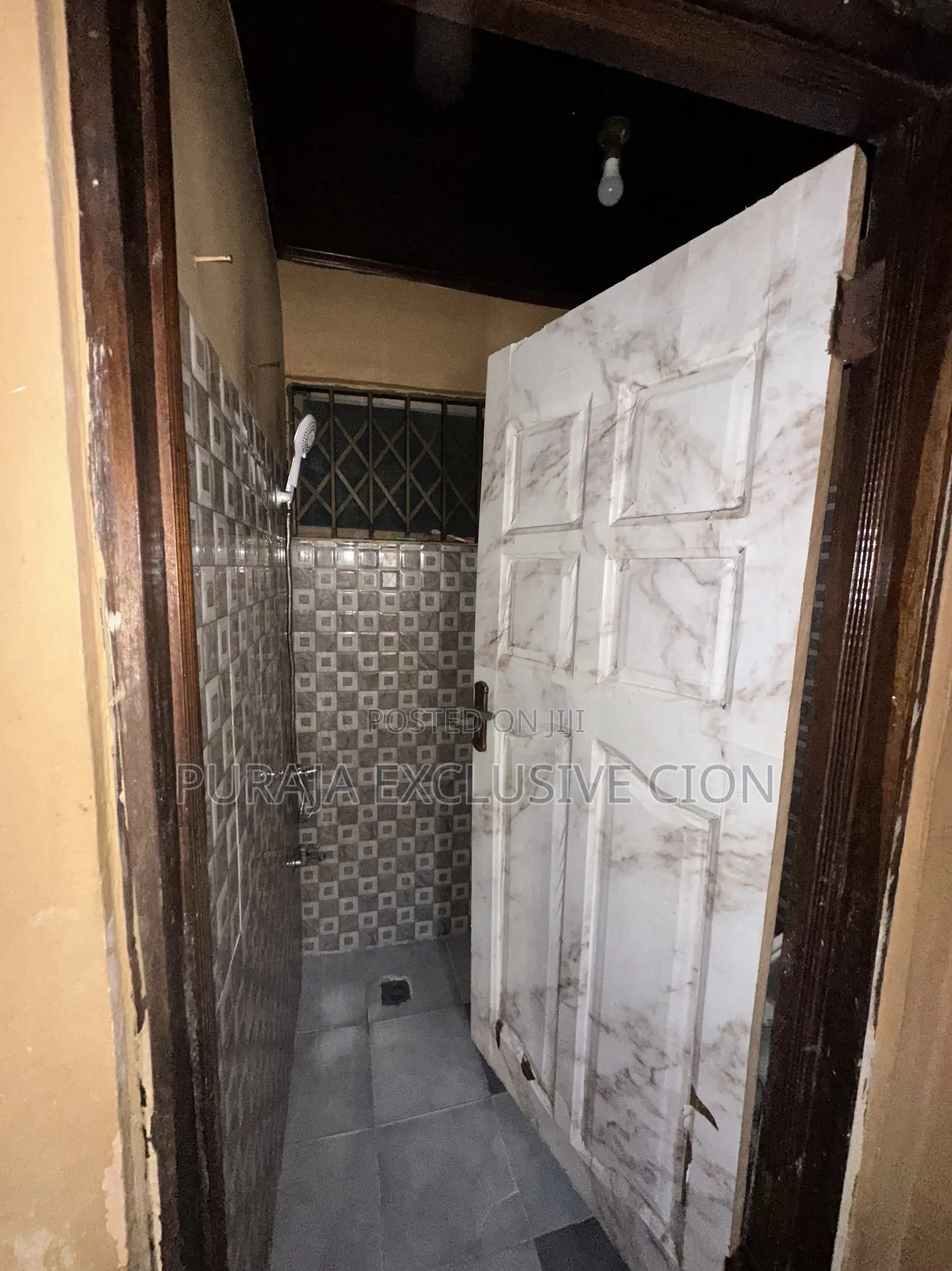 1bdrm Room & Parlour in Weija, Choice, Old Barrier for rent