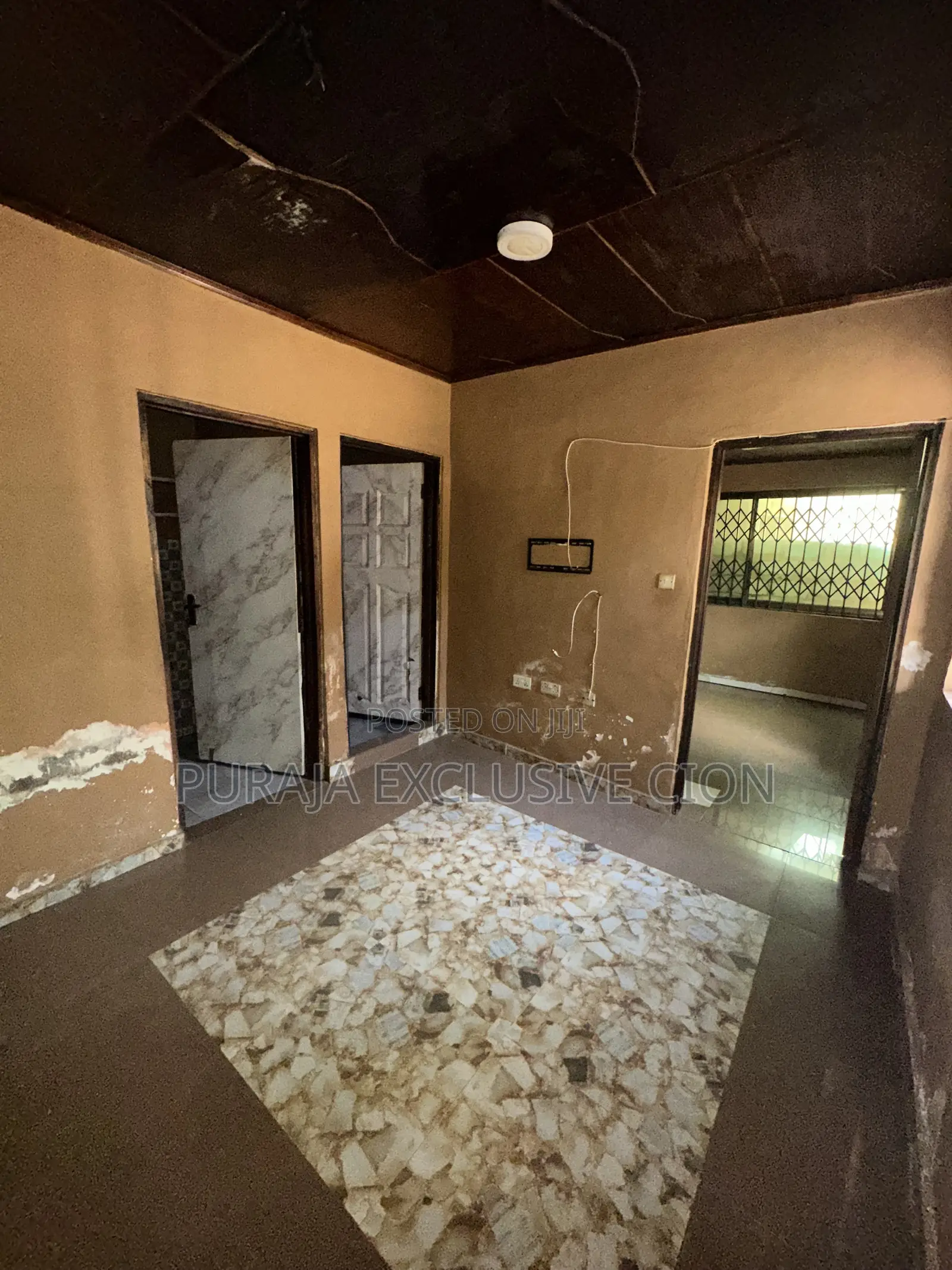 1bdrm Room & Parlour in Weija, Choice, Old Barrier for rent