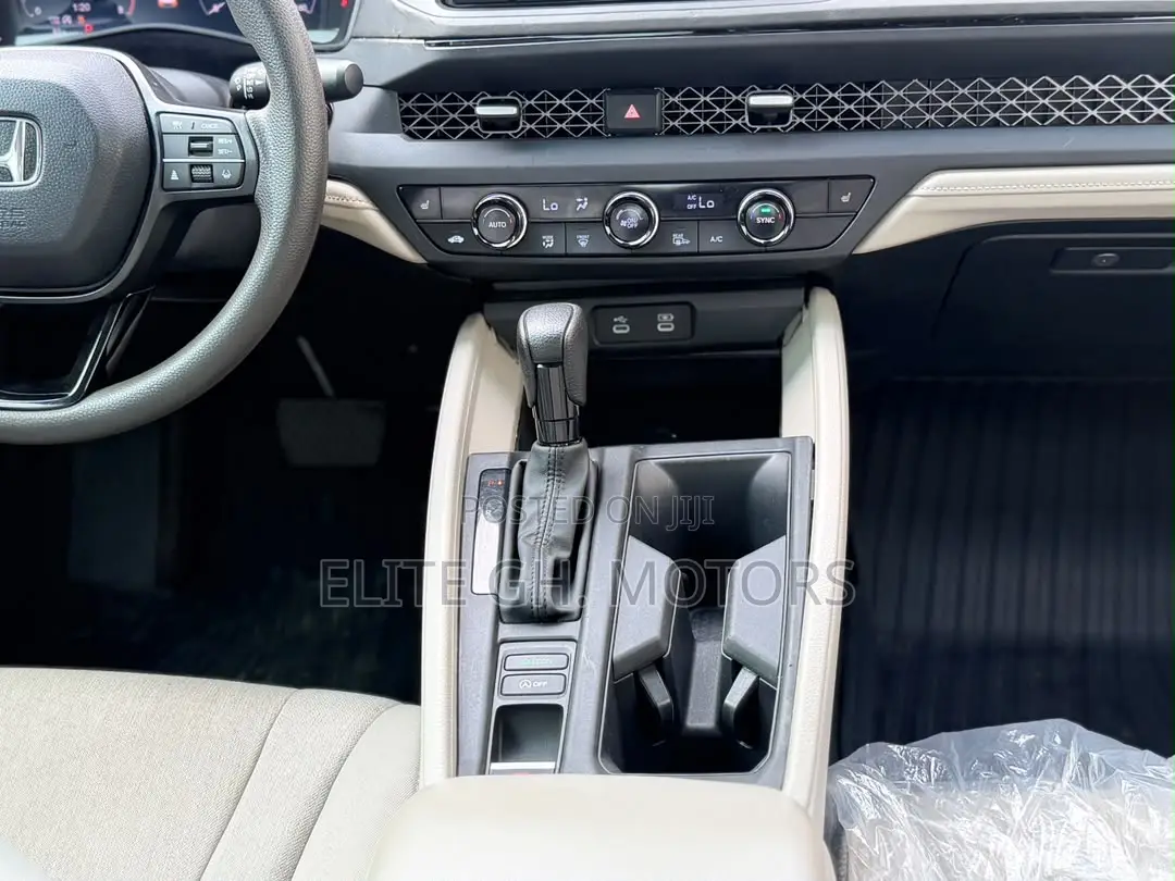Honda Accord EX CVT 2024 Black