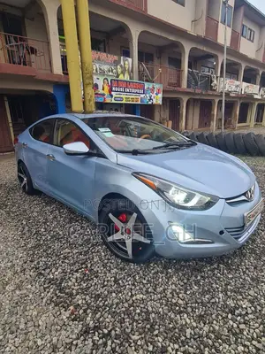 Hyundai Elantra Limited Sedan FWD (1.8L 4cyl 6A) 2013 Blue