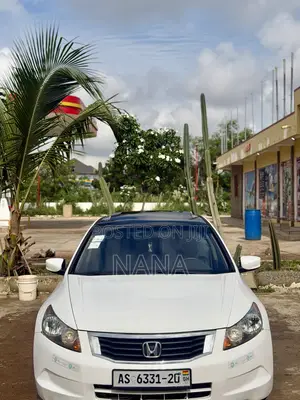 Honda Accord 2010 White