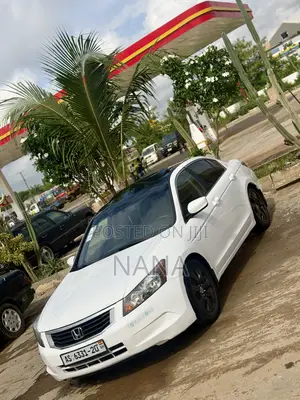 Honda Accord 2010 White