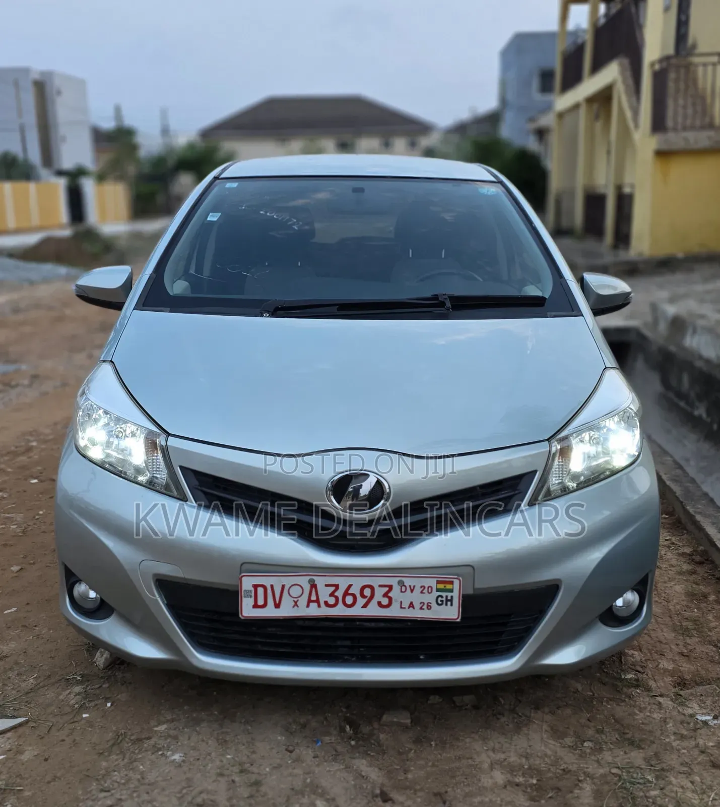 Toyota Vitz 2011 Green