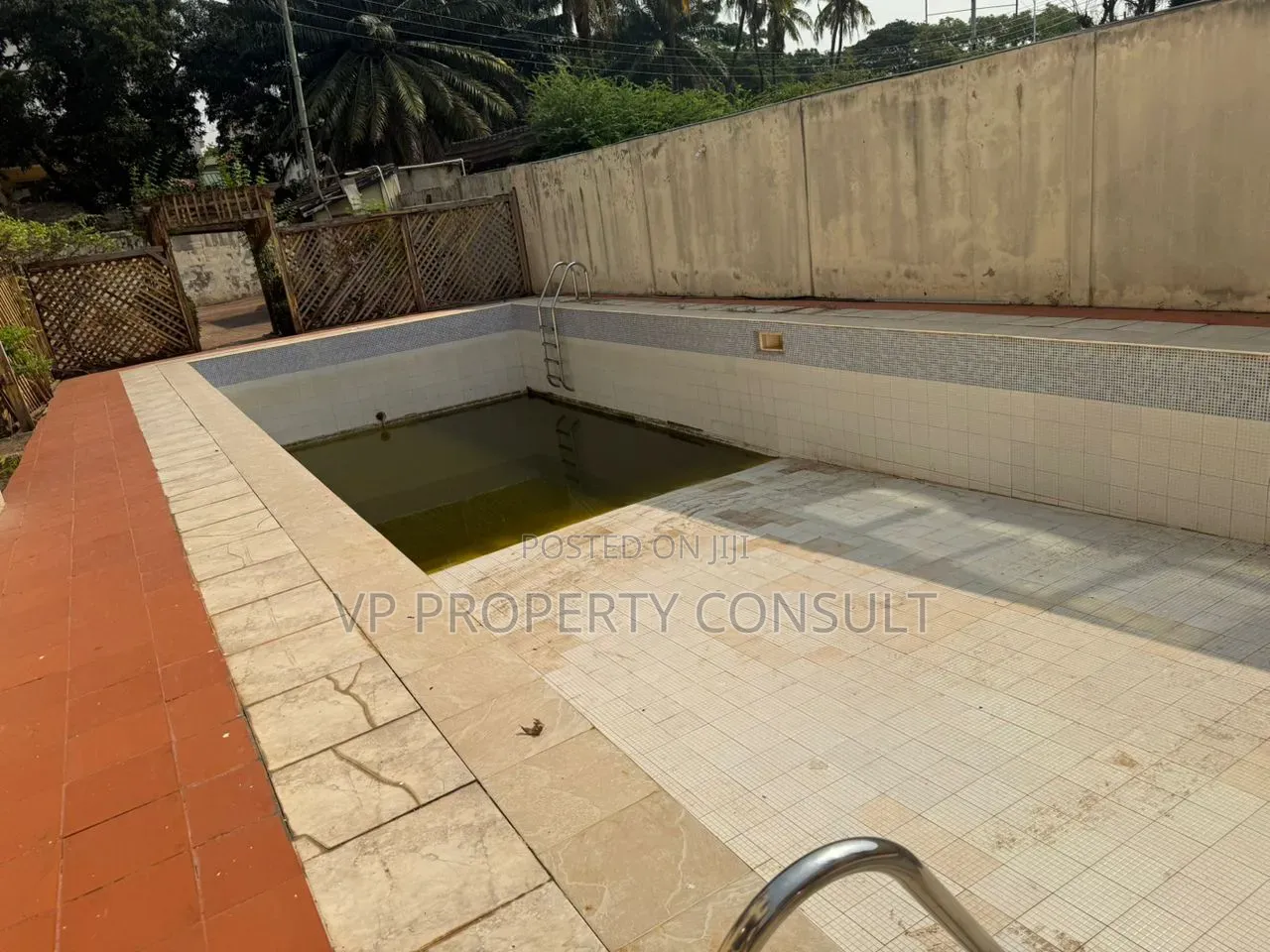 6BEDROOMS Office Space for Sale at North Ridge