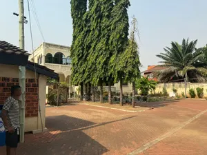 6BEDROOMS Office Space for Sale at North Ridge