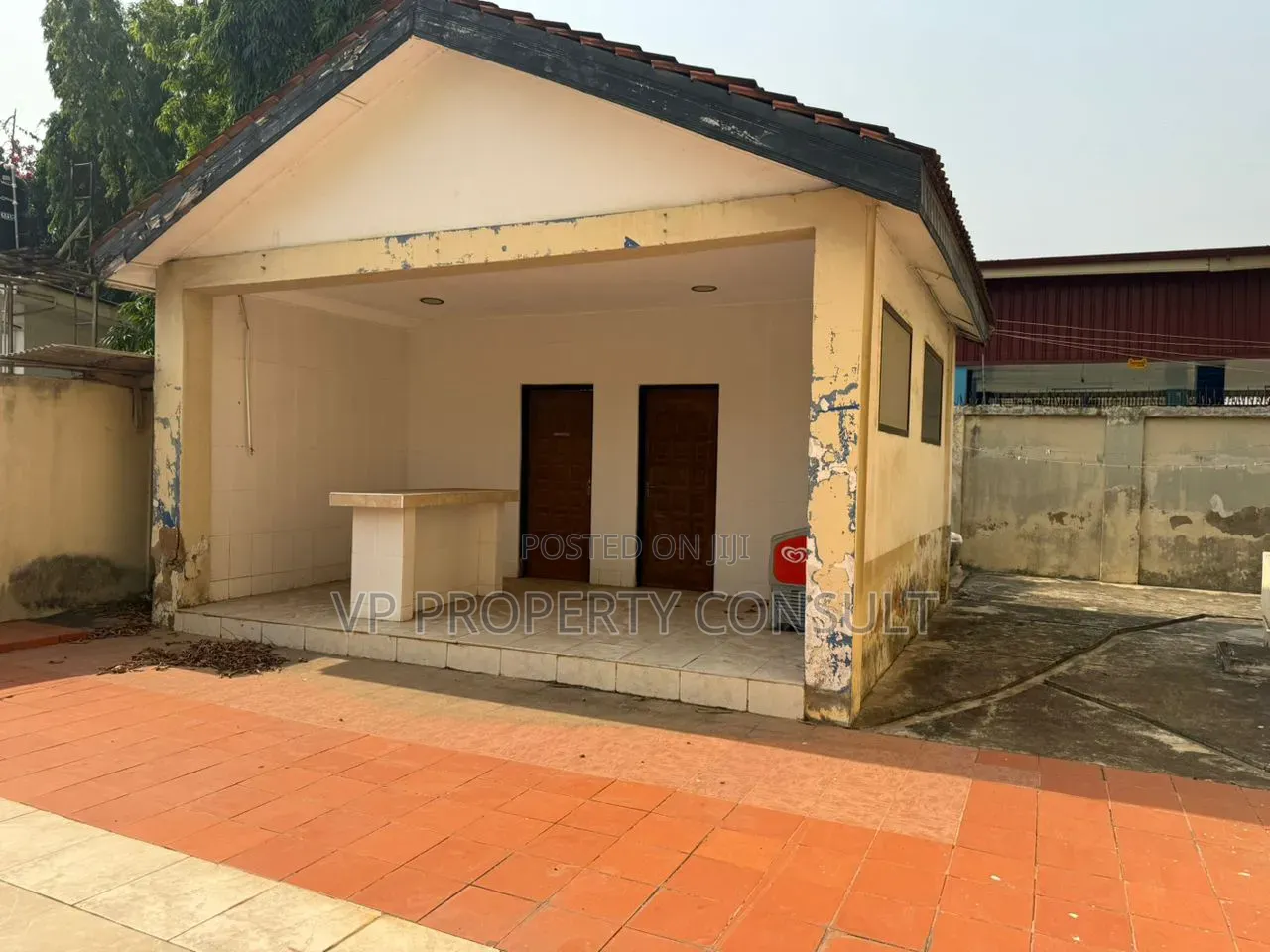 6BEDROOMS Office Space for Sale at North Ridge