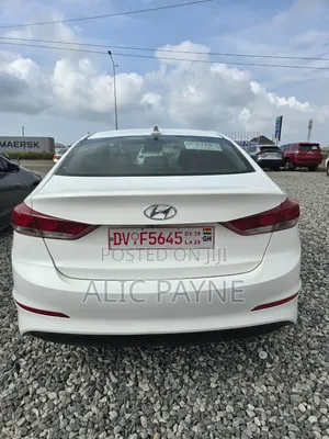 Hyundai Elantra SE 2018 White