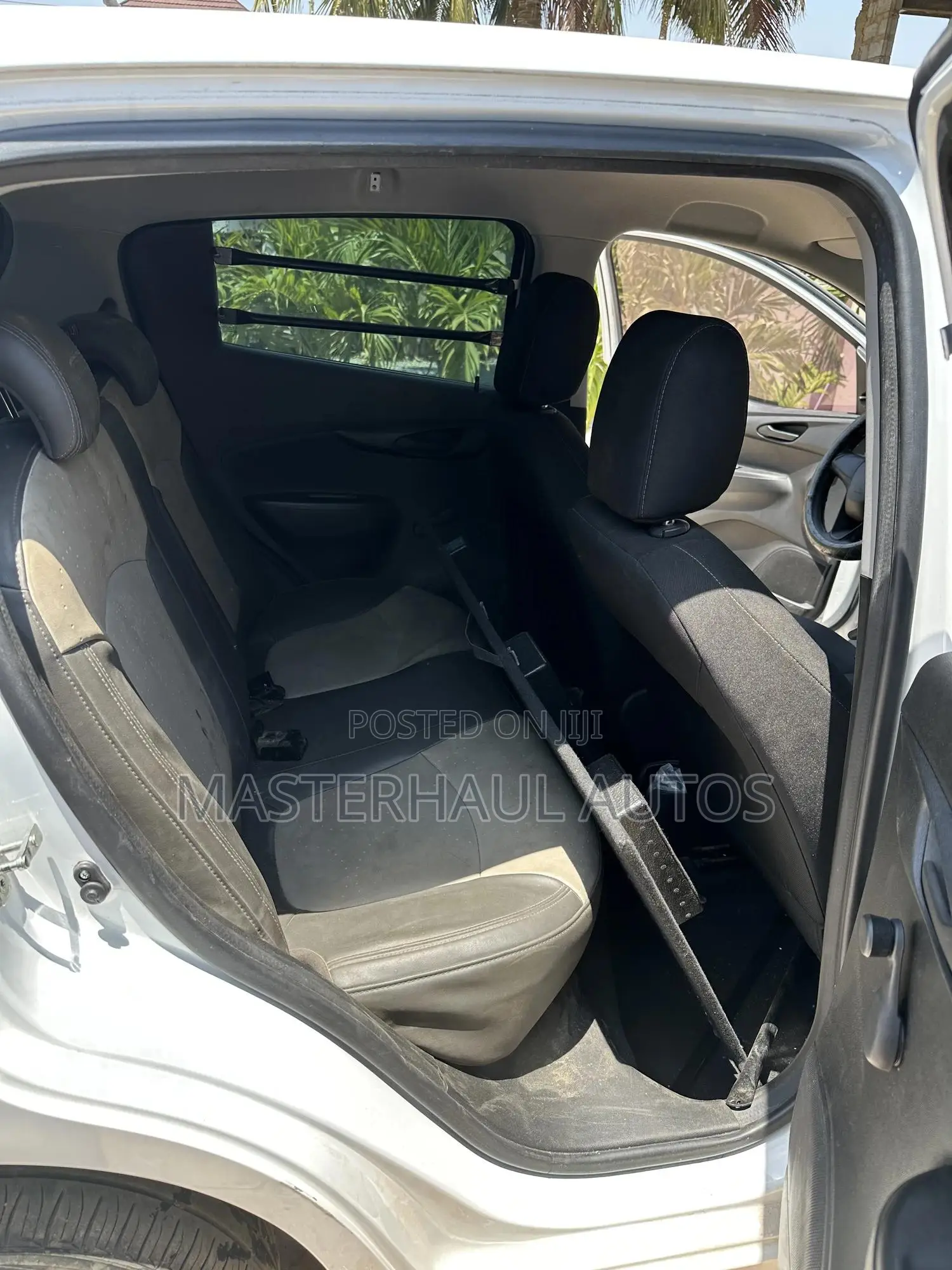 Chevrolet Spark 2016 White