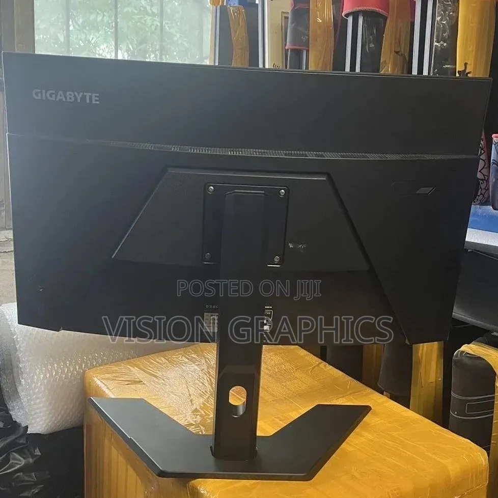 Gigabyte G32qc a 32inches 1440p Curve Gaming Monitor 165hz 1ms WQHD