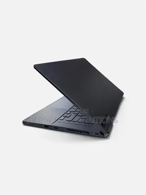 Laptop Asus ROG Zephyrus M16 24GB Intel Core i9 SSD 4T