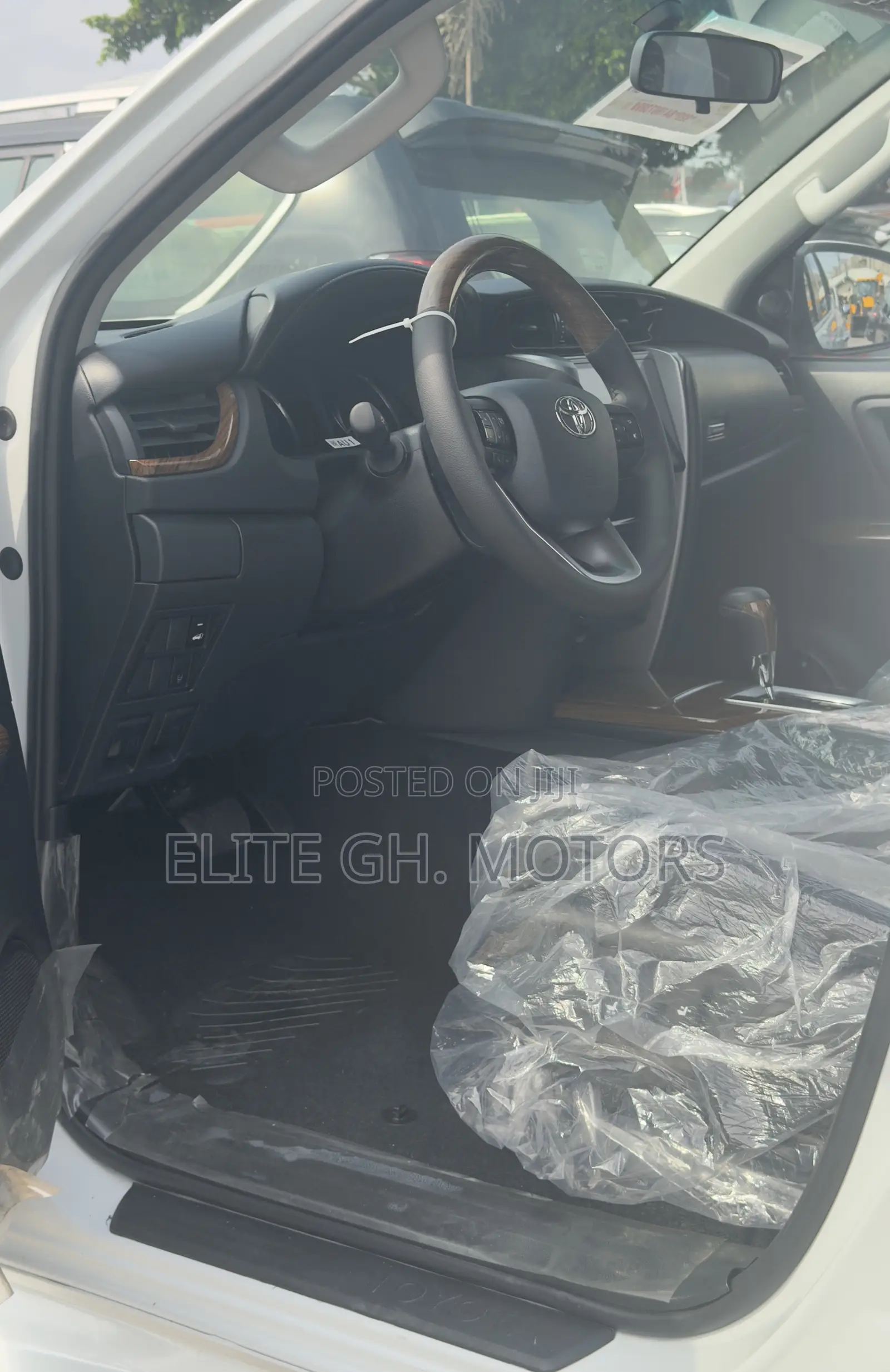 New Toyota Fortuner 2025 White