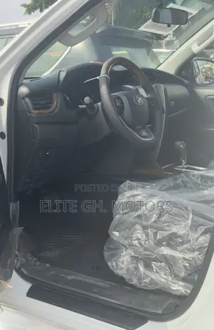 New Toyota Fortuner 2025 White
