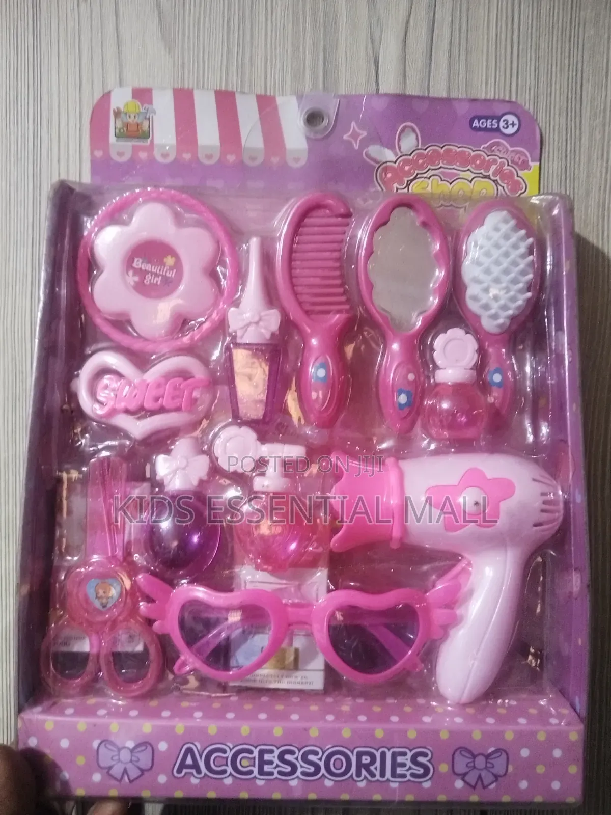Plashic Makeup and Beauty Set