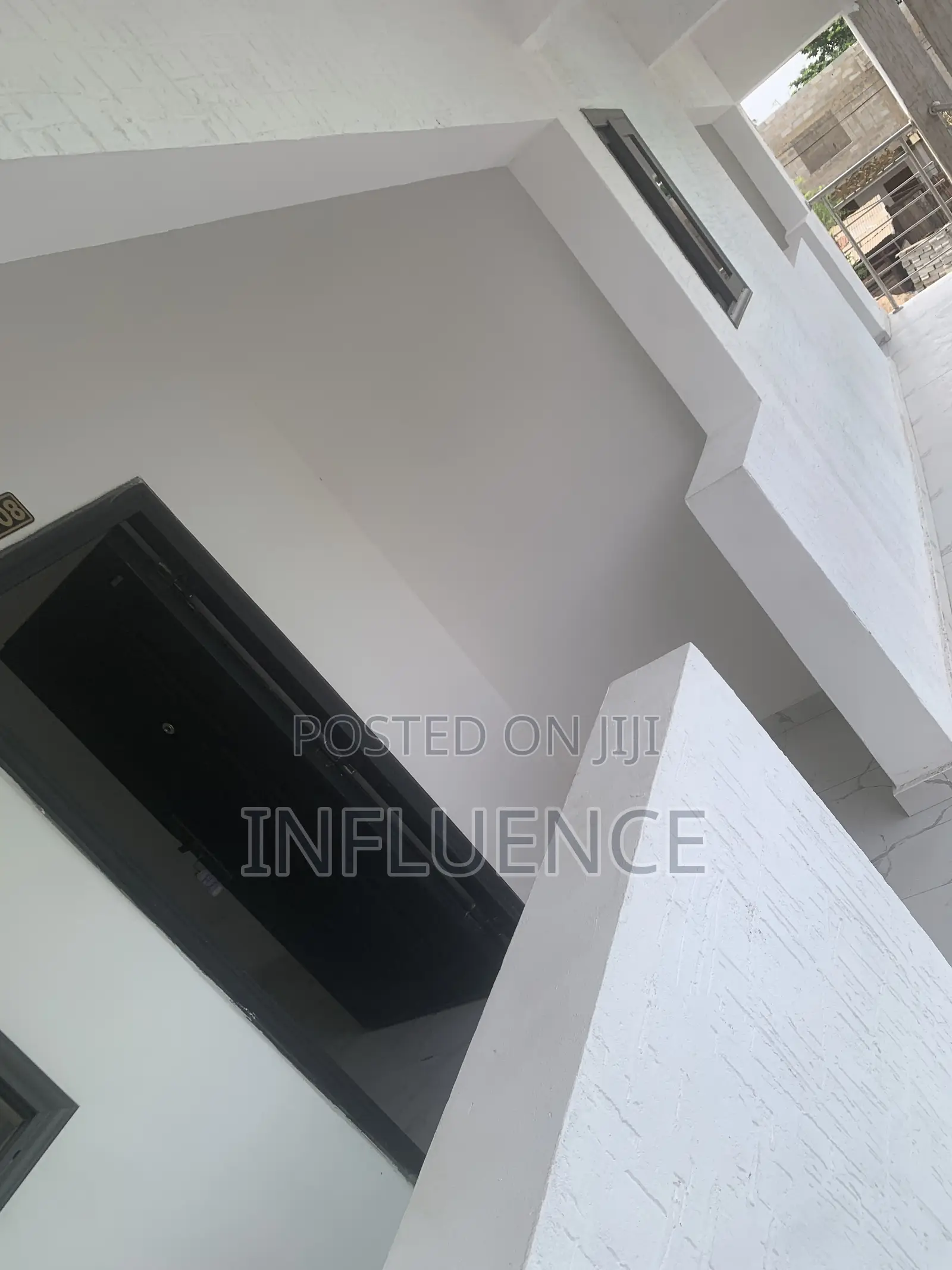 2bdrm Apartment in Nanakrom, East Legon for rent