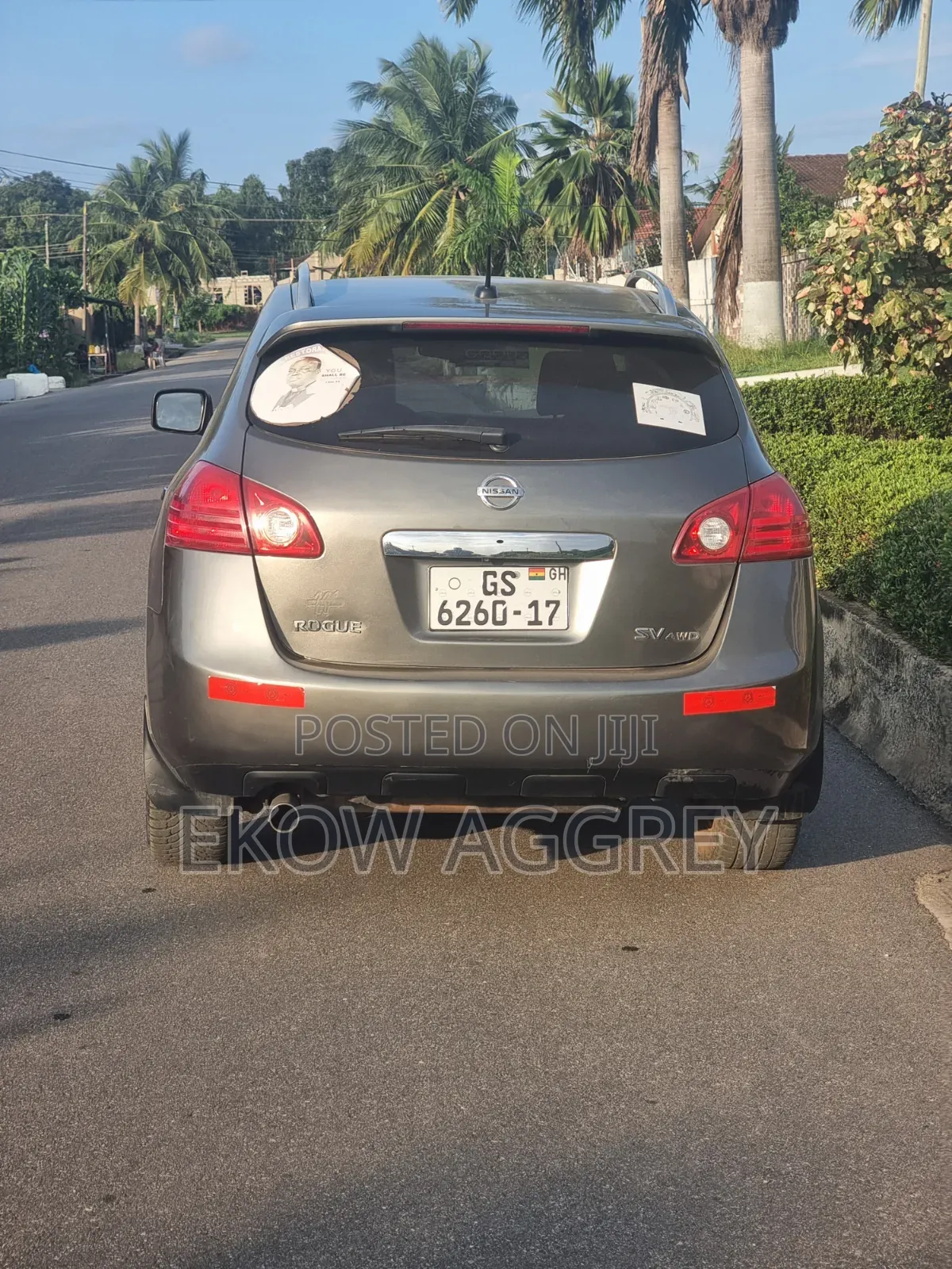 Nissan Rogue SV 2011 Brown