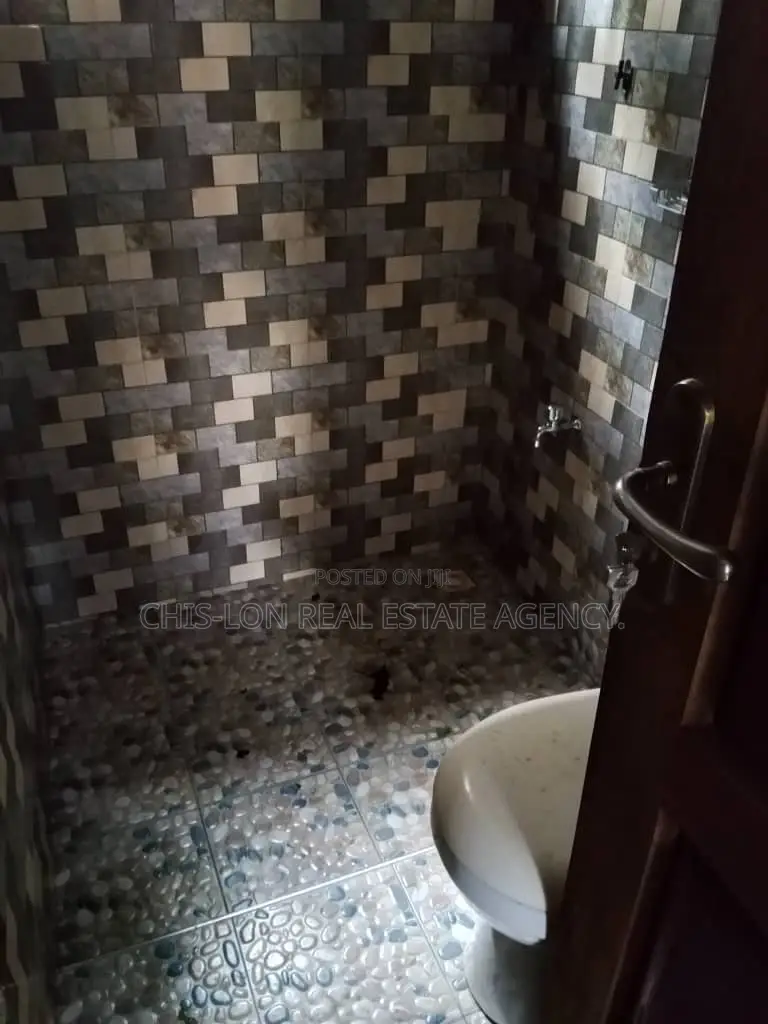 1bdrm Room & Parlour in Karkarba, Adade for rent