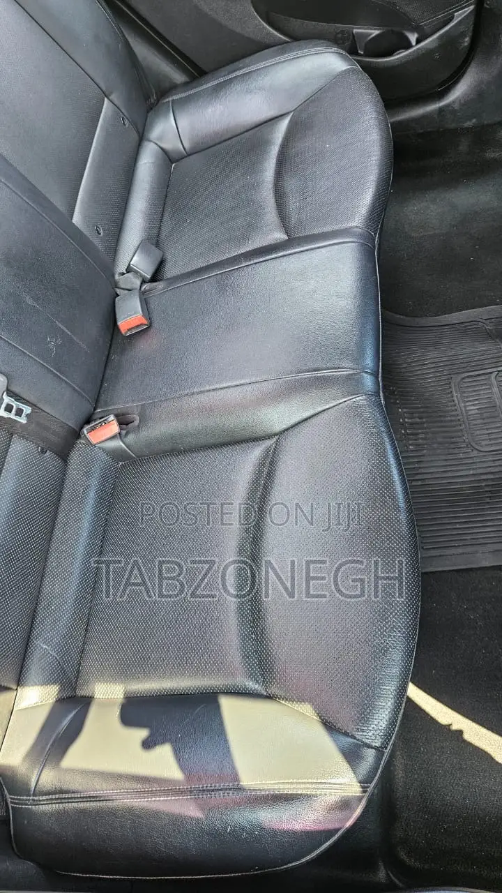 Hyundai Avante 2013 Silver