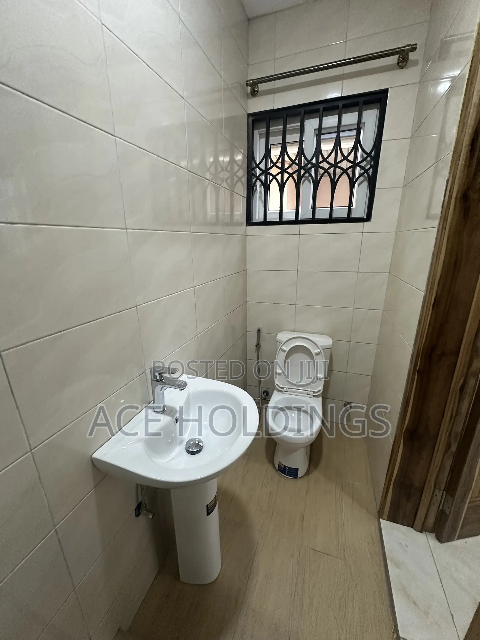 2bdrm Apartment in Adjiringanor, Adjiriganor for rent