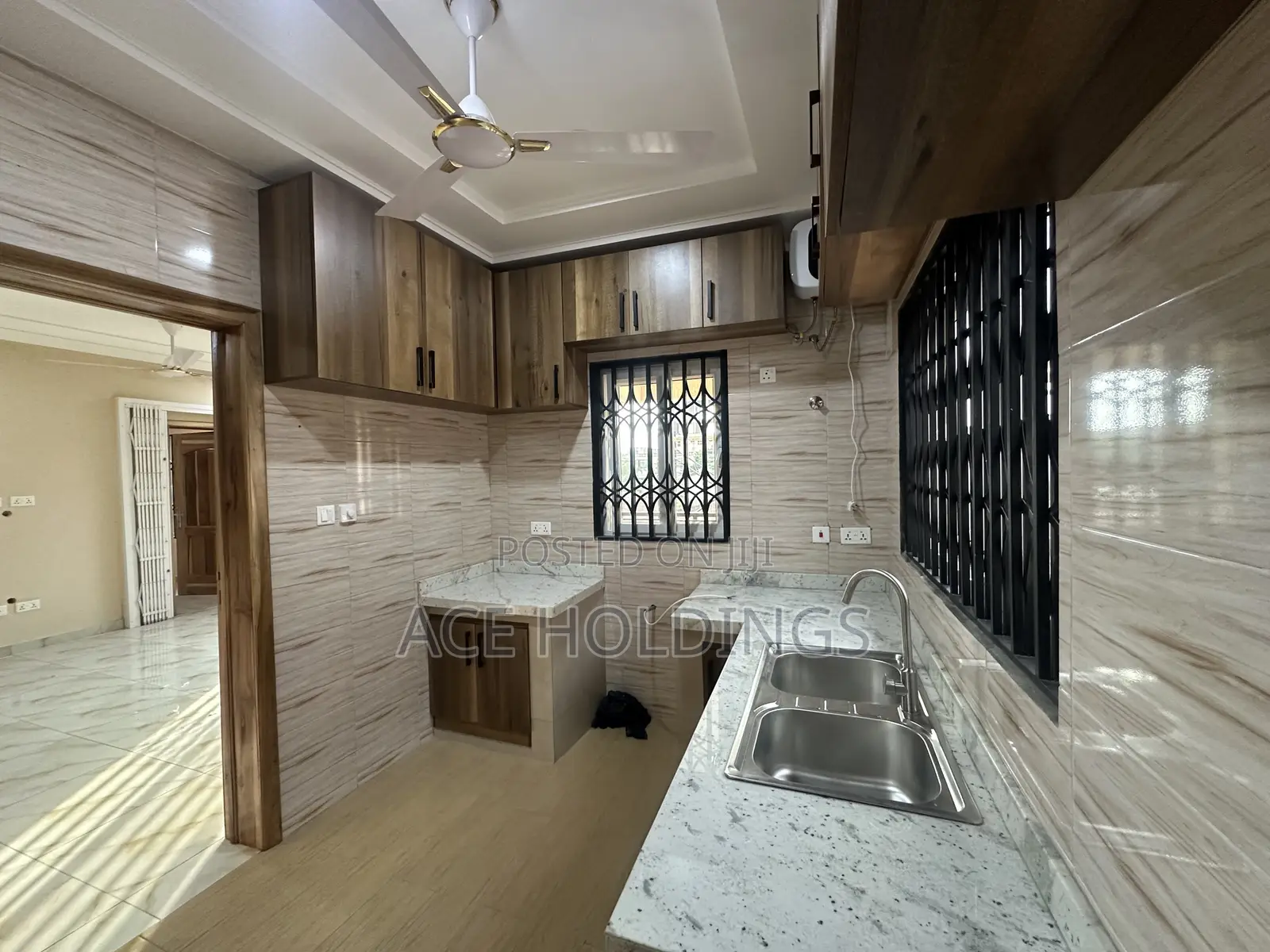 2bdrm Apartment in Adjiringanor, Adjiriganor for rent
