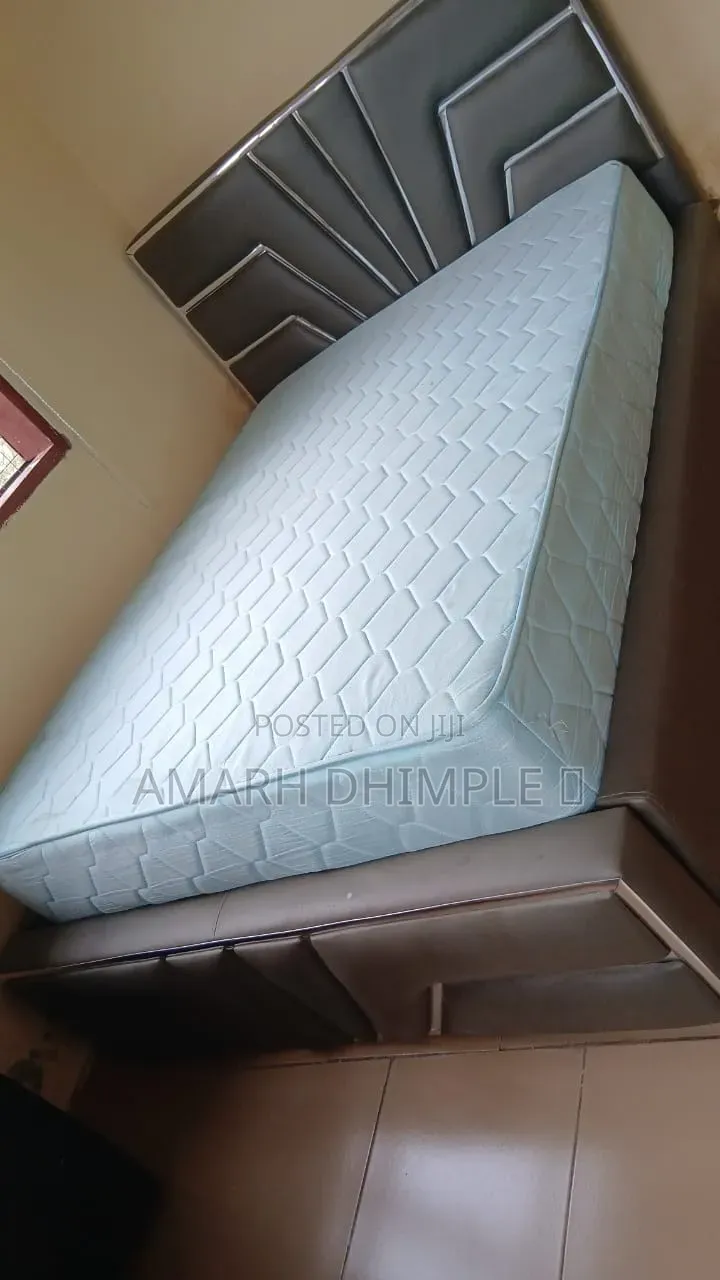 Bedframe and Mattress