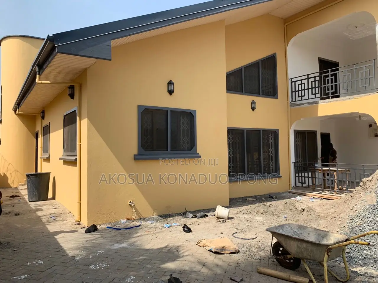 3bdrm Apartment in Oyarifa Mall Area for rent