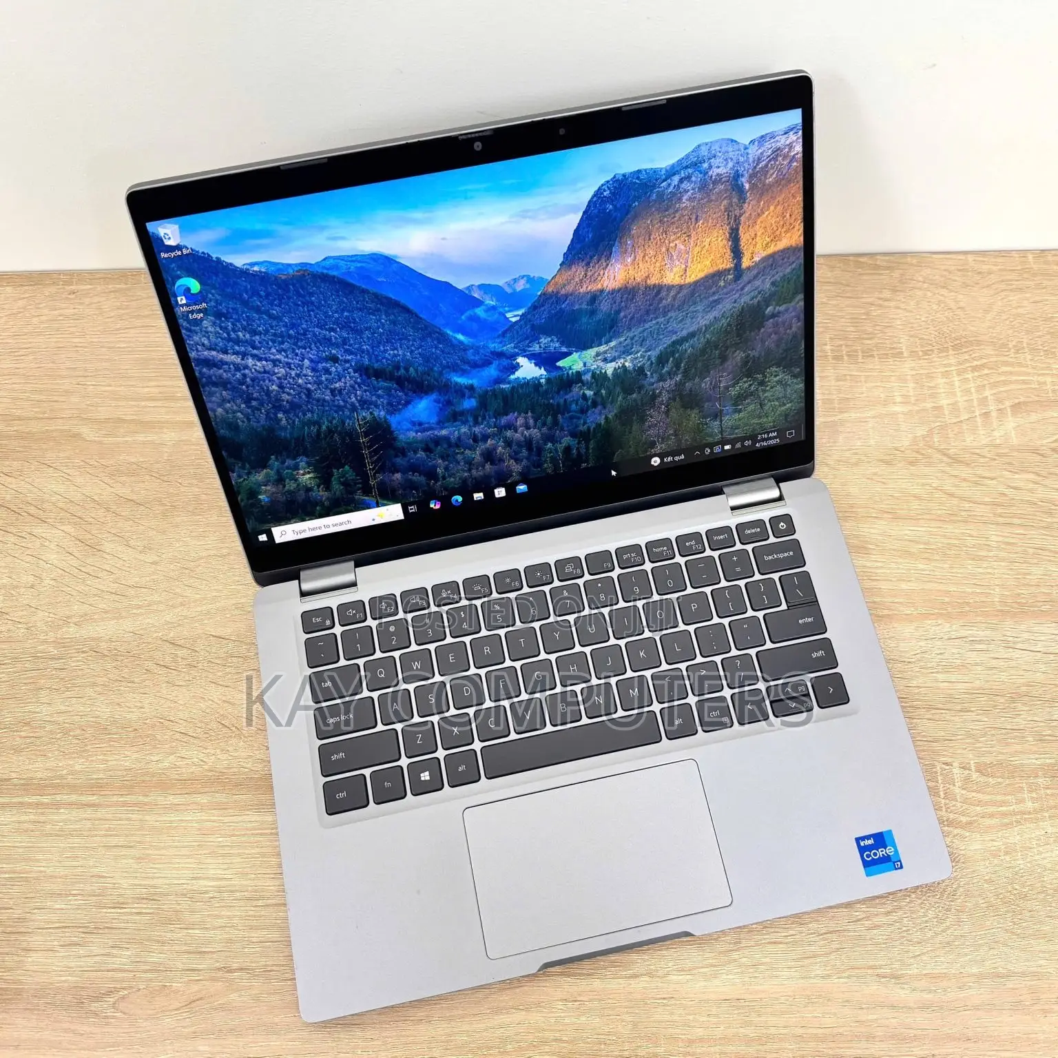 Laptop Dell Latitude 5300 2-in-1 16GB Intel Core i5 SSD 256GB