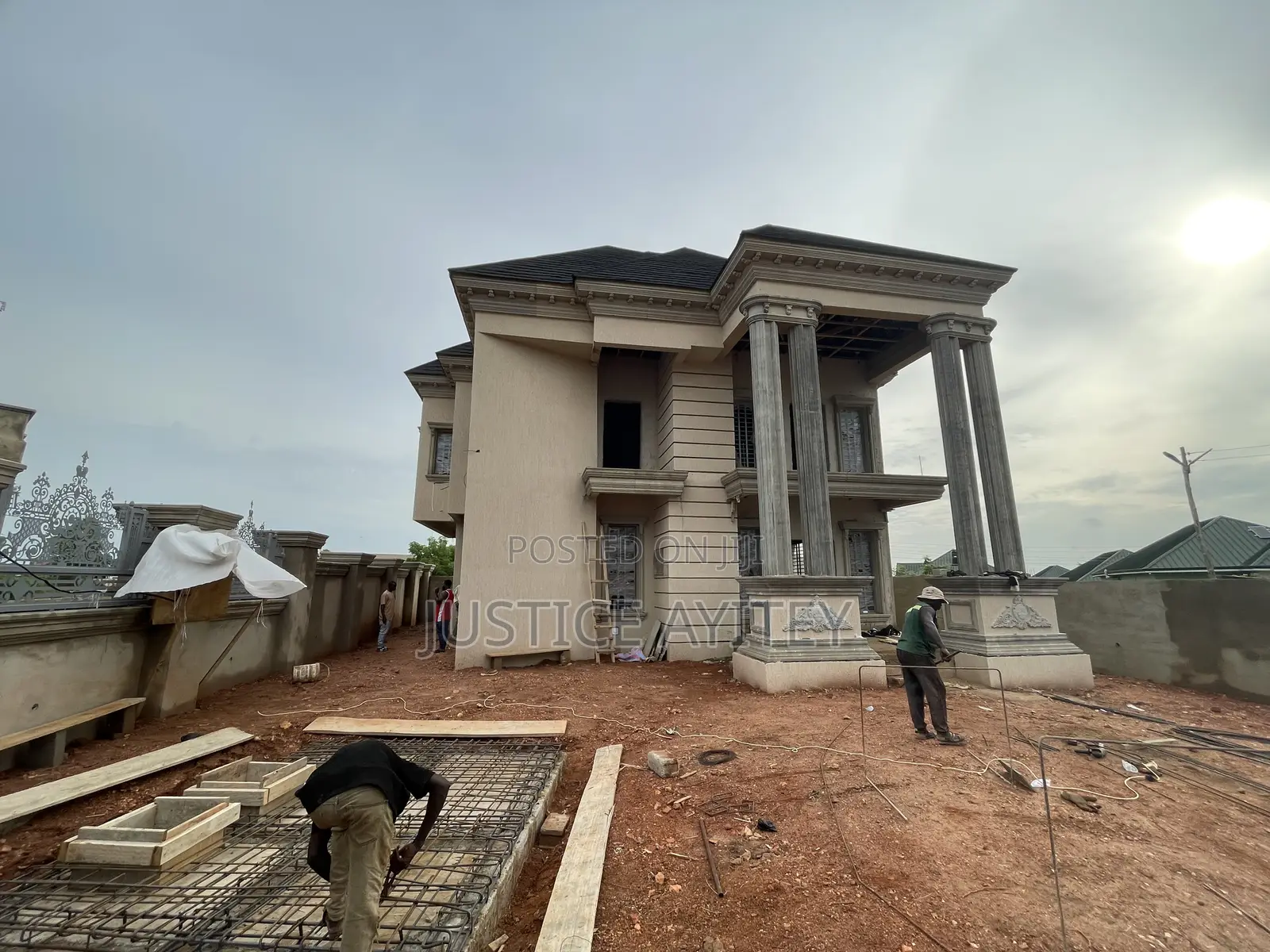4bdrm Duplex in De-Jba Properties, East Legon for sale