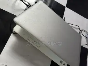 Laptop Sony VAIO 15E F15218SN 6GB AMD A10 eMMC 500GB