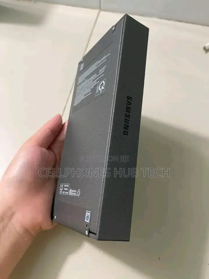 New Samsung Galaxy S26 Ultra 5G 1 TB Black