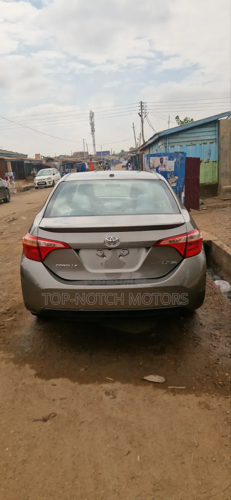 Toyota Corolla LE ECO 4dr Sedan (1.8L 4cyl CVT) 2017 Gray