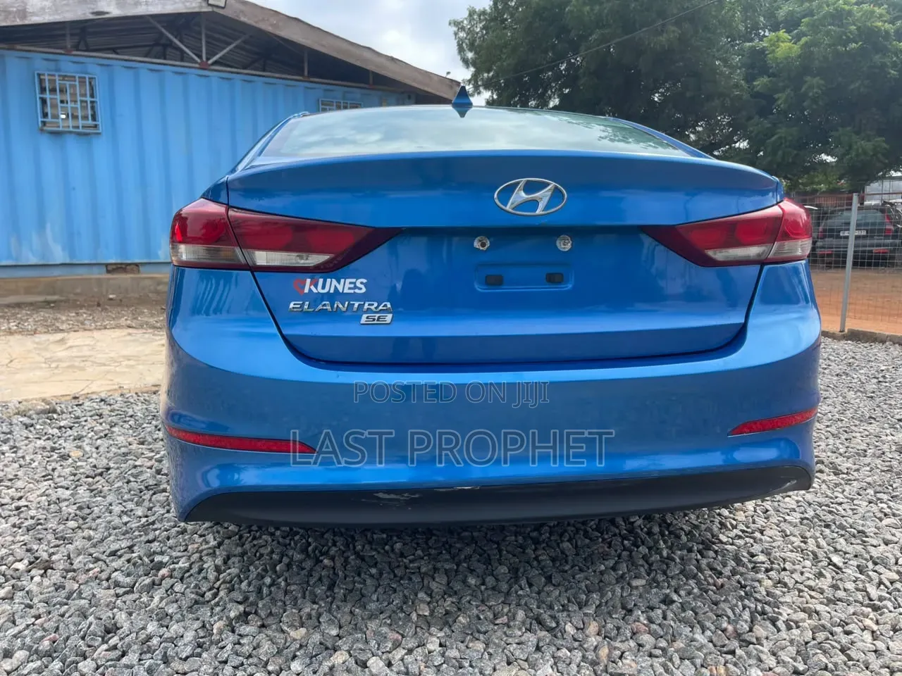 Hyundai Elantra 2017 Blue