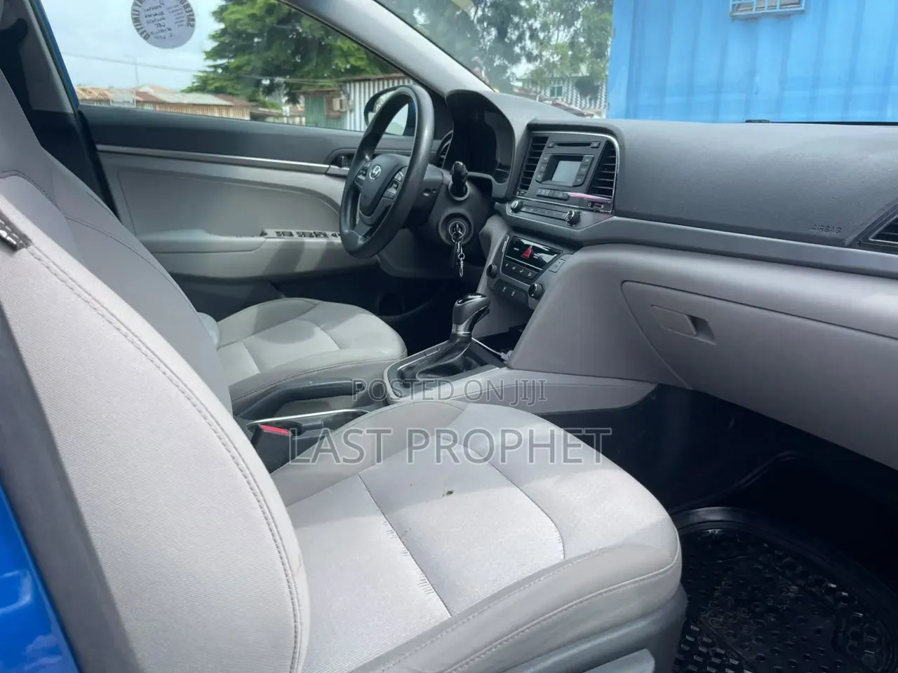 Hyundai Elantra 2017 Blue