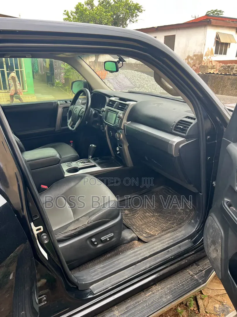 Toyota 4-Runner 2018 Black