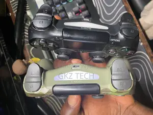 2 Original PS4 Controller