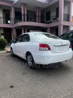 Toyota Belta 2010 White