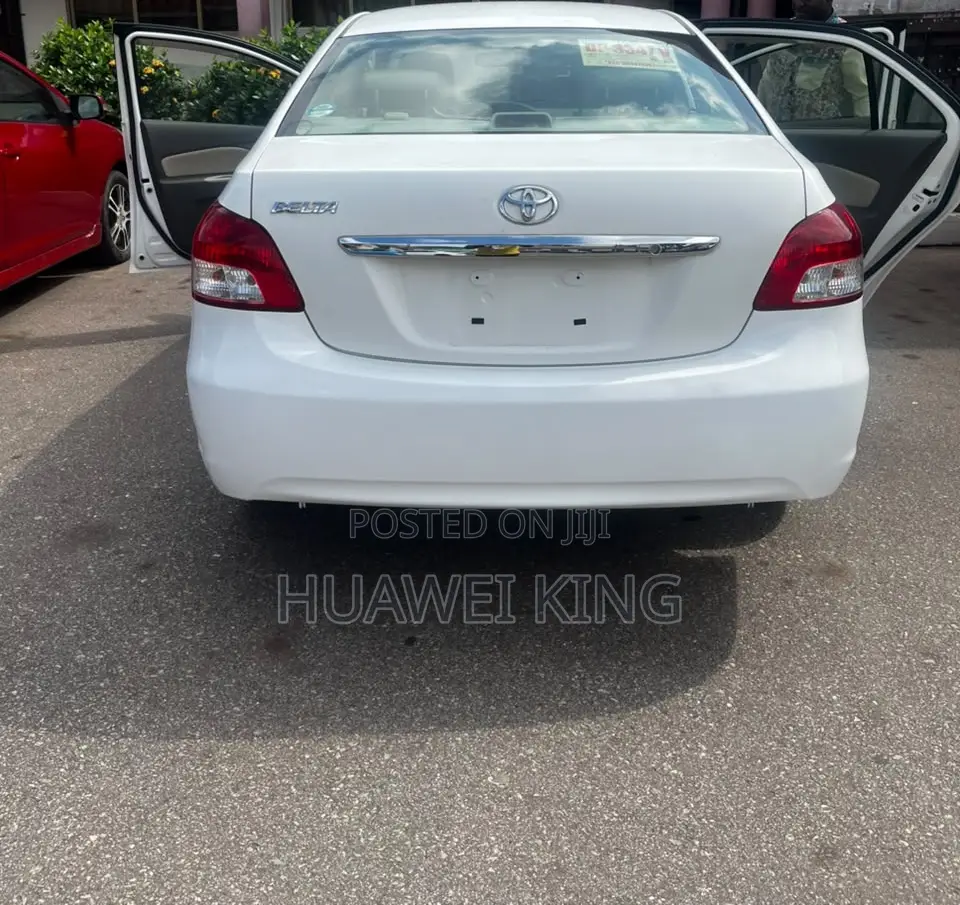 Toyota Belta 2010 White