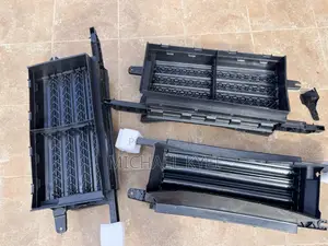 Ford F-150 18 - 23 Shutter Grille