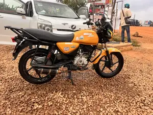 Bajaj Boxer 150 UG 2024 Yellow