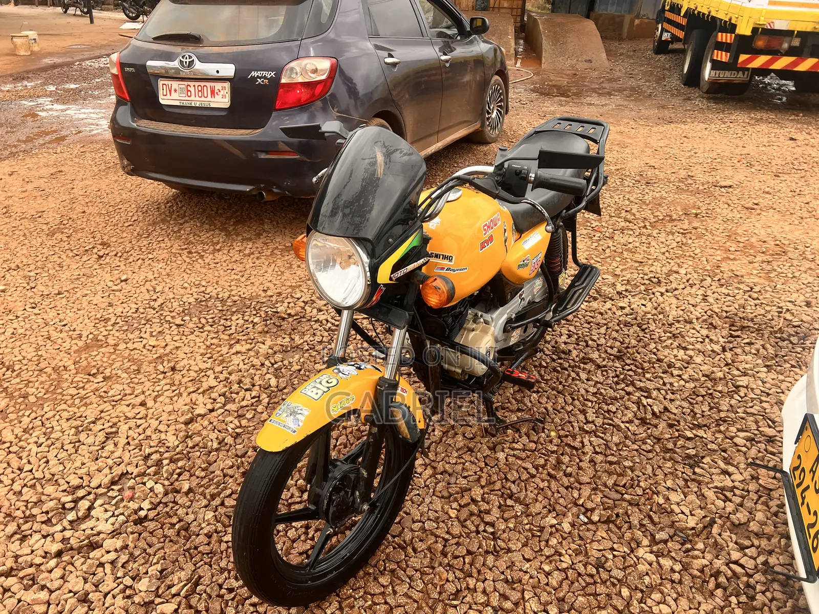 Bajaj Boxer 150 UG 2024 Yellow