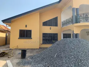 3bdrm Apartment in Oyarifa Mall Area for rent