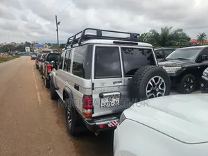 Toyota Land Cruiser 2018 Silver