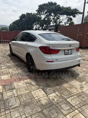 BMW 5 Series 528i 2013 White