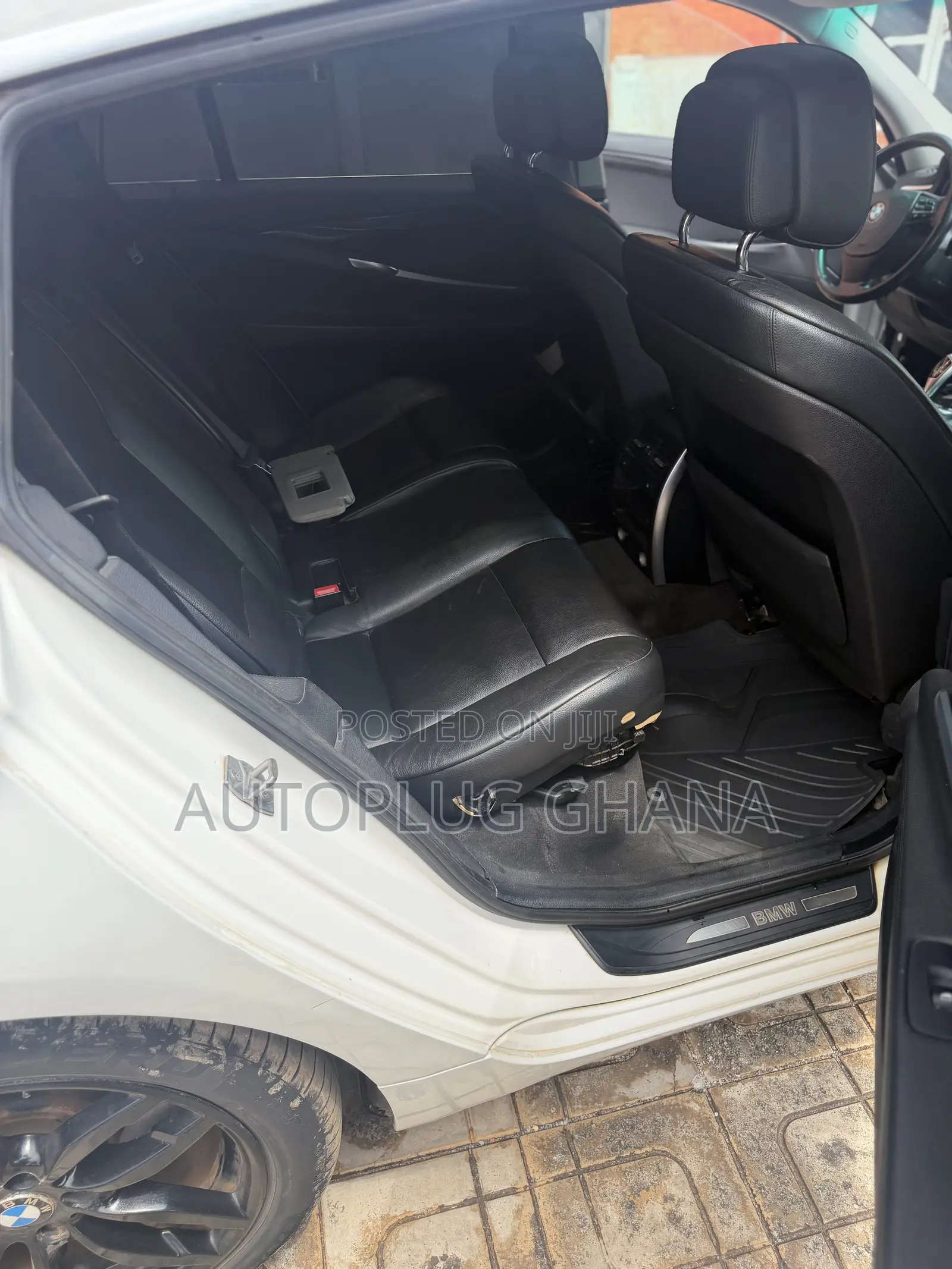 BMW 5 Series 528i 2013 White