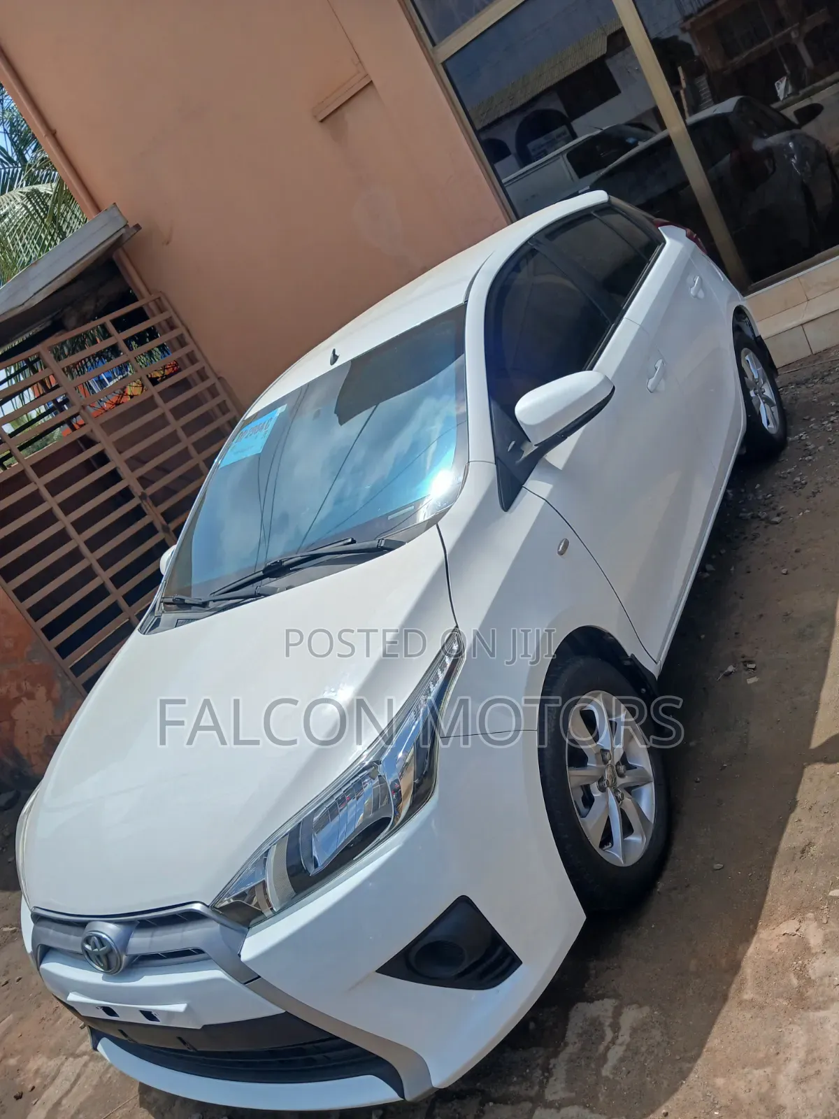 Toyota Yaris 2016 White