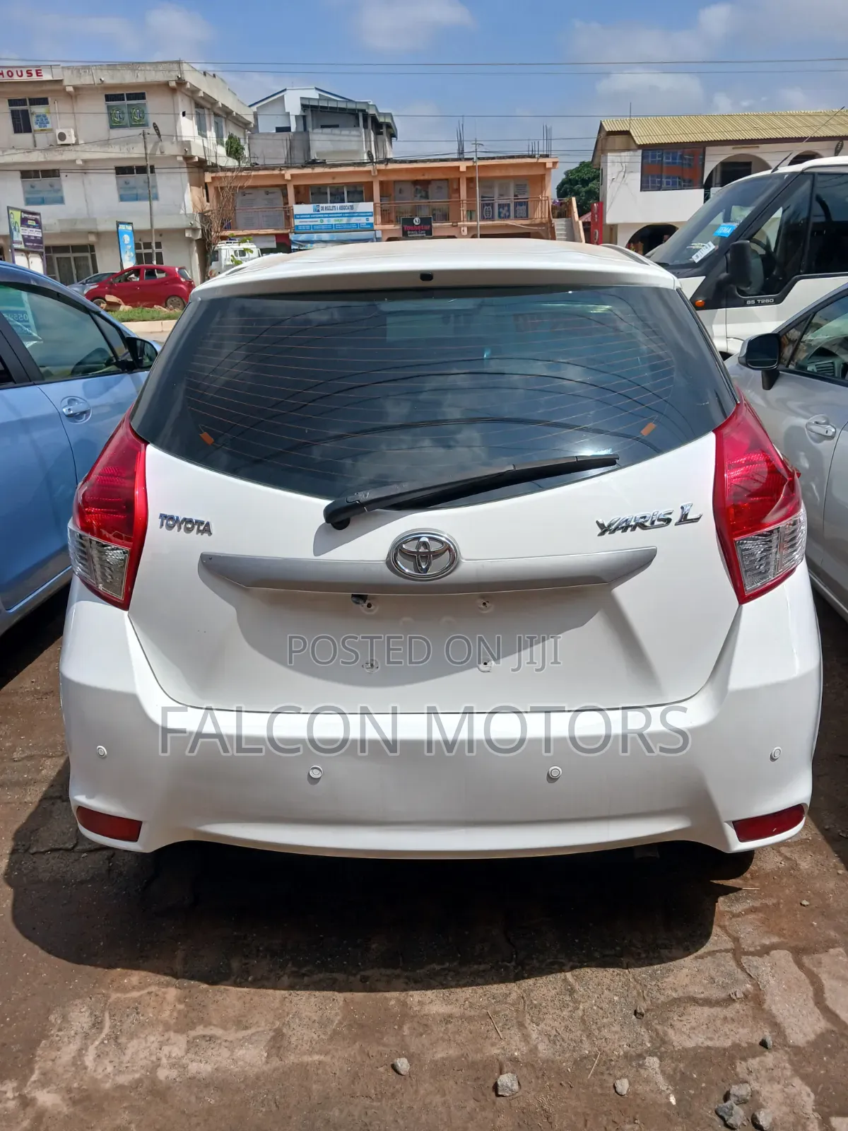 Toyota Yaris 2016 White