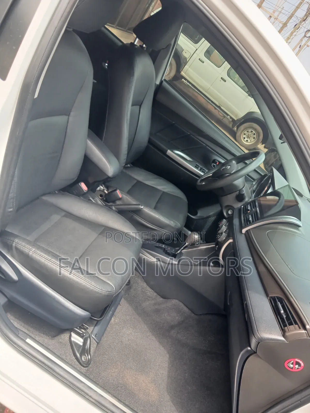 Toyota Yaris 2016 White