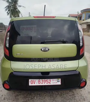 Kia Soul Base Hatchback 2016