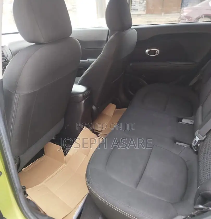 Kia Soul Base Hatchback 2016